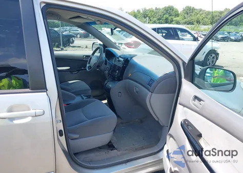 2005 Toyota Sienna Le from USA, damaged, VIN 5TDZA23C25S334153